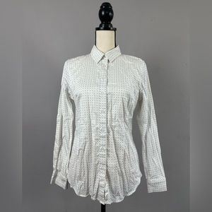 Banana Republic Women’s Tailored Fit button up white w black polka dots